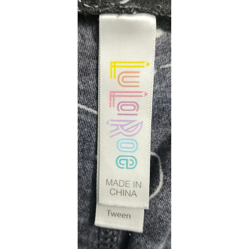 LuLaRoe Tween Black Dog Face Print Leggings‎